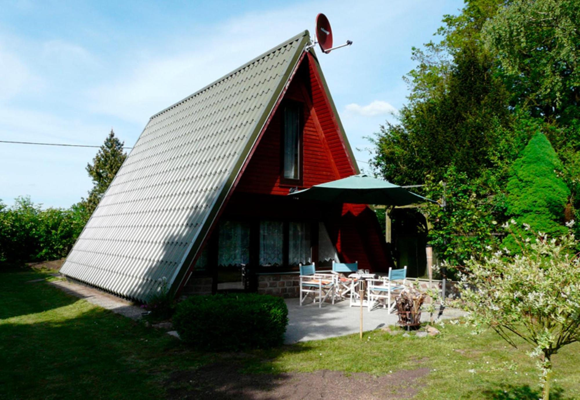 Ferienhaus Am See Perlin Bagian luar foto